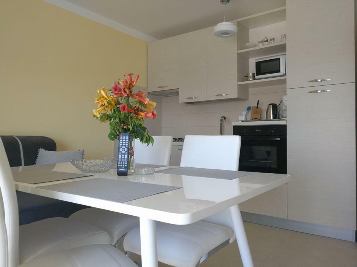Apartments Prpic เซเกต วรันยีชา ภายนอก รูปภาพ